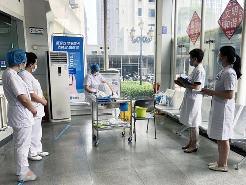 落實防控舉措 嚴格培訓考核 淄博市骨科醫(yī)院開展新冠疫情防控重點知識培訓與防護用品穿脫實戰(zhàn)考核