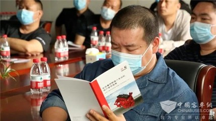 東康服務(wù)專家上門培訓 國六使用“新技能”get