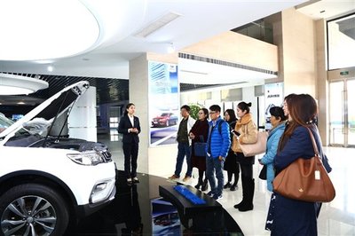 特殊老司機(jī)車技炸裂,春曉基地上演貼地飛行盡顯“質(zhì)信中國造”